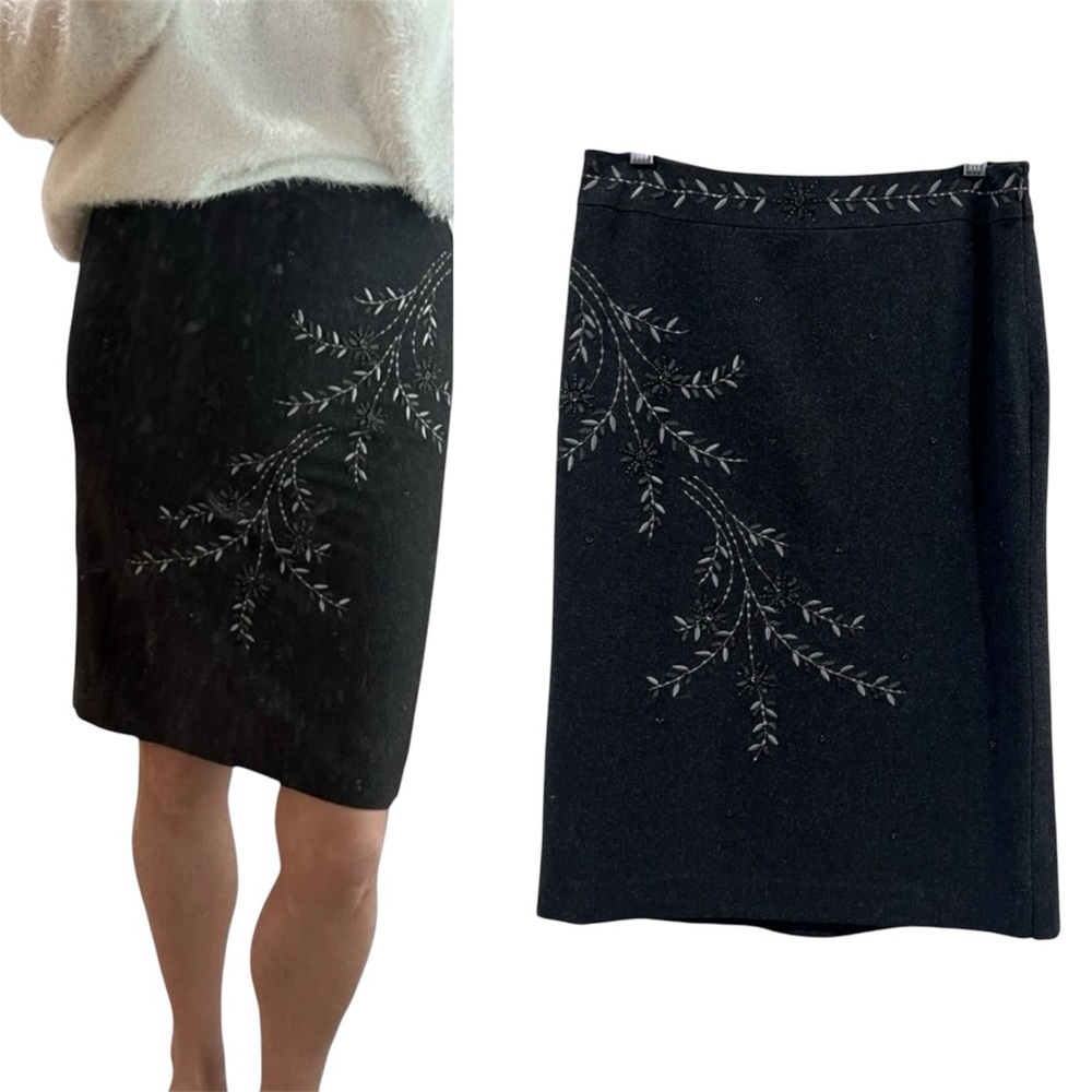 ANN TAYLOR Embroidered & Beaded Wool Blend Pencil Skirt